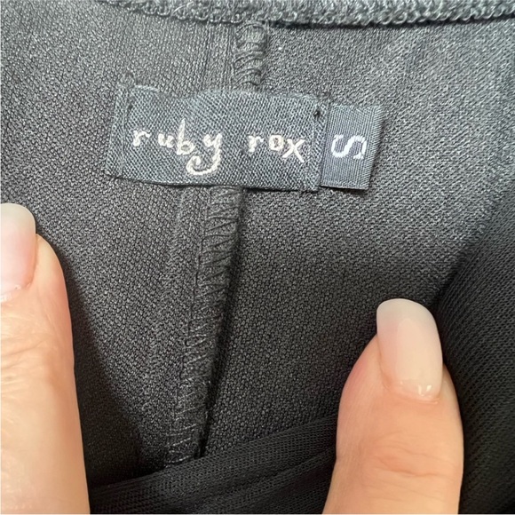 Ruby Rox Long Black Sleeveless Dress Tiered Cascade Hem Size Small - Picture 10 of 12